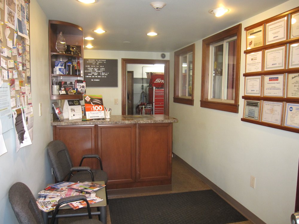 WESTMONT AUTOMOTIVE SERVICE Updated June 2024 10 Photos & 33