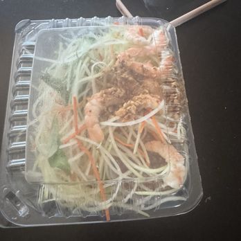 Phnom Penh House Restaurant - Papaya salad with shrimp - Cambodian Near Me - Oakland, California Phnom Penh House Restaurant - Papaya salad with shrimp - Cambodian Near Me - Oakland, California