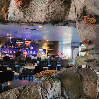 Anthony's Fish Grotto - View of interior from front entrance. - Seafood Near Me - La Mesa, California