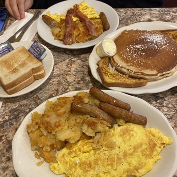 Oasis Diner & Restaurant - Scrambled eggs well done,sausage , home fries, pancakes, French toast, bacon - Caterers Near Me - Passaic, New Jersey Oasis Diner & Restaurant - Scrambled eggs well done,sausage , home fries, pancakes, French toast, bacon - Caterers Near Me - Passaic, New Jersey