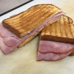 Turtle Creek Bakery & Deli