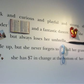 kate spade new york outlet - Beautiful wall decor behind the cash registers. - Accessories Near Me - Gilroy, California