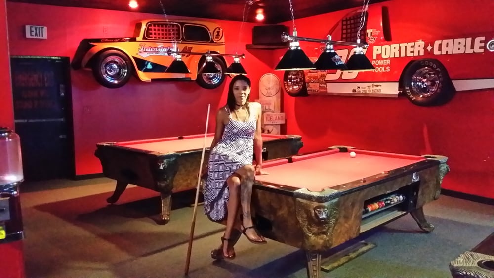 HOLLYWOOD’S HOT ROD BAR & GRILL CLOSED 27 Photos & 14 Reviews