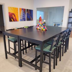 Glass Scout Studio - Separate area for sketching out your ideas or sharing nibblies