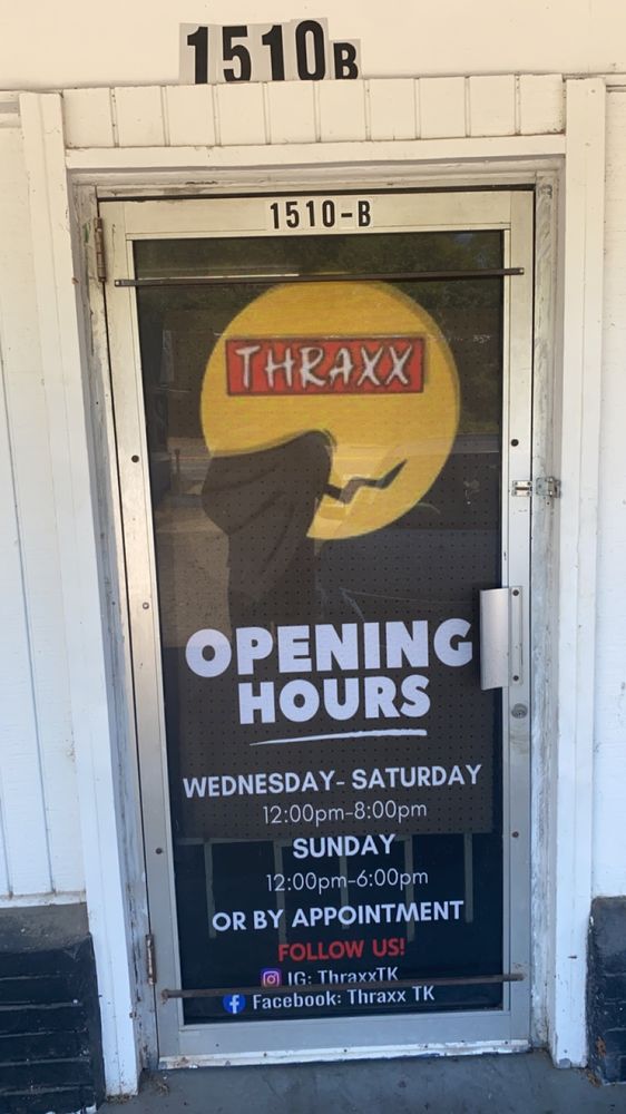 THRAXX 1510 E 9th St, Texarkana, Arkansas Men's Clothing Phone