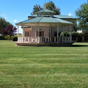 Frey Ranch Farmers + Distillers - Gazebo - Distilleries Near Me - Fallon, Nevada Frey Ranch Farmers + Distillers - Gazebo - Distilleries Near Me - Fallon, Nevada