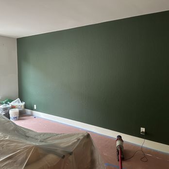 Toms Painters - Repaired and painted walls - Painters Near Me Toms Painters - Repaired and painted walls - Painters Near Me