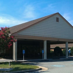 The Laurels of Willow Creek - View of Main Entrance.