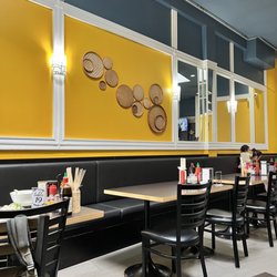 PHO NON LA - Back walk of dining room