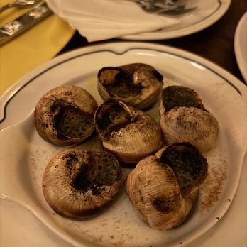 Chez Janou - Bistros Near Me - Paris, 75