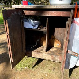 Tiny critter box for food storage - raccoons can open the lock by swatting at it Tiny critter box for food storage - raccoons can open the lock by swatting at it