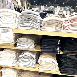 MUJI - The price showed $24.90, but was rang $29.90. This picture was taken in their Metropolis at Metrotown in Burnaby, BC, CANADA!
