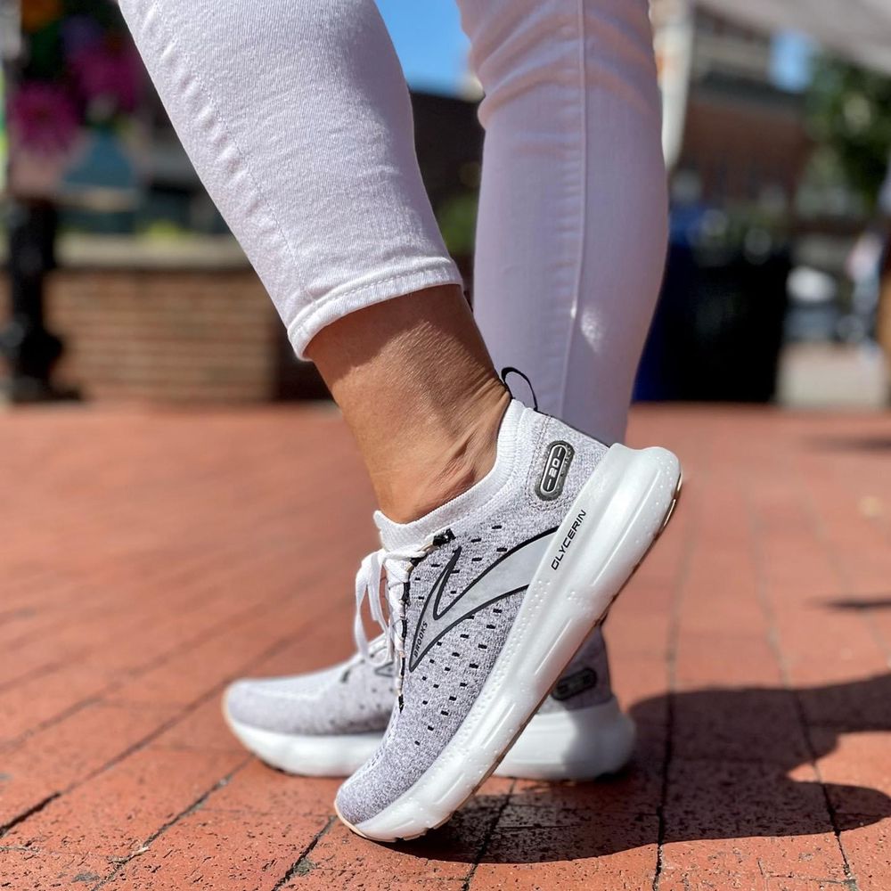 DRYER’S SHOE STORE 35 Photos & 12 Reviews 7 N 9th St, Columbia