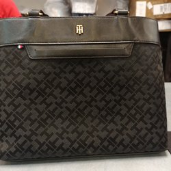 Runway Fashion Exchange