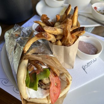 Psomi - Chicken gyro and fruit flies - Bakeries Near Me - Tampa, Florida Psomi - Chicken gyro and fruit flies - Bakeries Near Me - Tampa, Florida