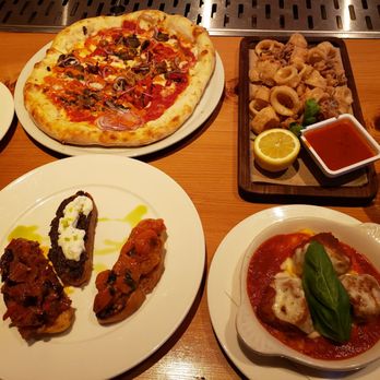 Il Fornaio - Happy hour food - Italian Near Me - Mountain View, California Il Fornaio - Happy hour food - Italian Near Me - Mountain View, California