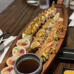 Kumo Sushi - Rainbow Naruto Maki, TNT Roll, Super Scallop, Hawaii Rolls