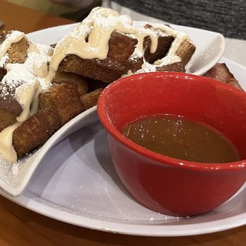 Ruby Slipper Central Business District - Fresh Toast Bites - Breakfast & Brunch Near Me - New Orleans, Louisiana Ruby Slipper Central Business District - Fresh Toast Bites - Breakfast & Brunch Near Me - New Orleans, Louisiana