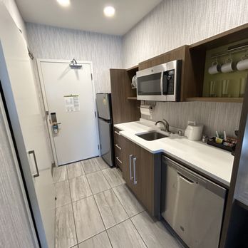 Home2 Suites by Hilton Temecula - Full kitchen in rooms - Hotels Near Me - Temecula, California Home2 Suites by Hilton Temecula - Full kitchen in rooms - Hotels Near Me - Temecula, California
