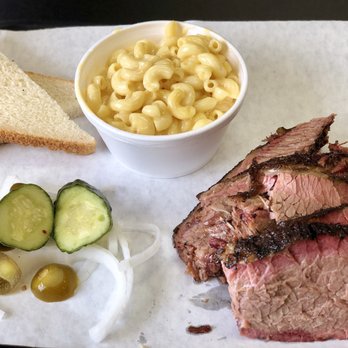 Kat's Barbecue - Barbeque Near Me - Santa Fe, Texas