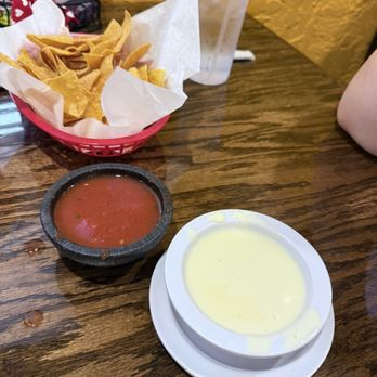 Los Compadres Mexican Grill - Chips and salsa and queso - Mexican Near Me - Huntsville, Alabama Los Compadres Mexican Grill - Chips and salsa and queso - Mexican Near Me - Huntsville, Alabama