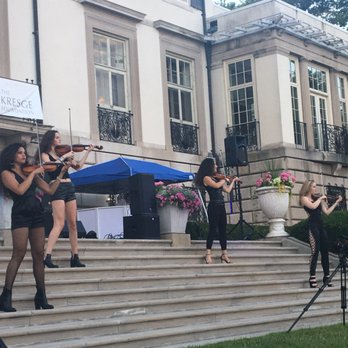 Grosse Pointe War Memorial - Violins, babes and a DJ - Venues & Event Spaces Near Me - Grosse Pointe Farms, Michigan Grosse Pointe War Memorial - Violins, babes and a DJ - Venues & Event Spaces Near Me - Grosse Pointe Farms, Michigan