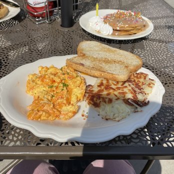 Hope Breakfast Bar - St. Paul - Pimento Cheese Scramble - V - Breakfast & Brunch Near Me - Saint Paul, Minnesota