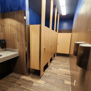 Maverik Adventure's First Stop - Women's Restroom - Gas Stations Near Me - Jerome, Idaho Maverik Adventure's First Stop - Women's Restroom - Gas Stations Near Me - Jerome, Idaho