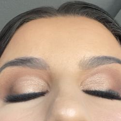 Make Up By Skyel - Eye makeup blush/bronze tones