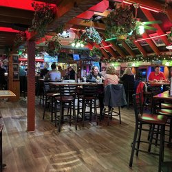 Sal's Ristorante and Bar - Bar side