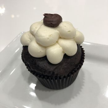 Sugar Bliss  - Gluten free cupcake - Cupcakes Near Me - Chicago, Illinois