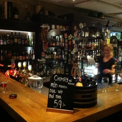 9:ans Ölhall - Bar