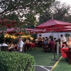 Lal Mirch Indian Restaurant - Lal Mirch Outdoor Patio Dinning