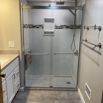 Encore Bath & Remodeling - New Walk-In Shower - General Contractors Near Me - Godfrey, Illinois Encore Bath & Remodeling - New Walk-In Shower - General Contractors Near Me - Godfrey, Illinois