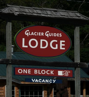 Glacier Guides Lodge by null