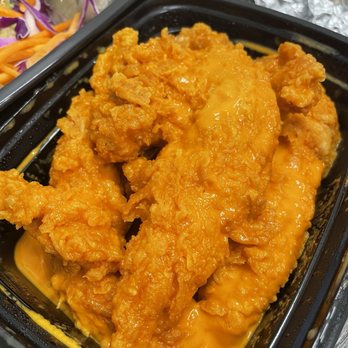 Flip-a-Lo’s - Buffalo Chicken Salad Meal - Chicken Wings Near Me - Charlotte, North Carolina Flip-a-Lo’s - Buffalo Chicken Salad Meal - Chicken Wings Near Me - Charlotte, North Carolina