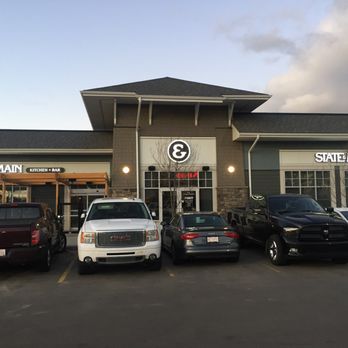 State & Main Kitchen & Bar - Bars Near Me - Calgary, Alberta State & Main Kitchen & Bar - Bars Near Me - Calgary, Alberta