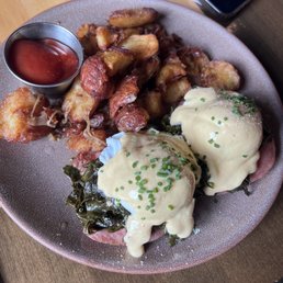 Eggs Benedict