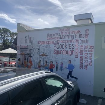 Chef & The Baker - Beautiful canvas - Bakeries Near Me - Tampa, Florida