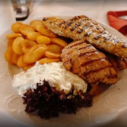 Akropolis - Grillteller 13,90 €