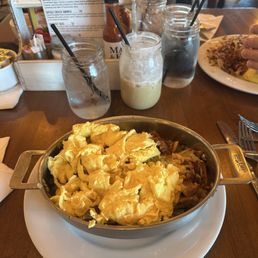 M&H Brisket Skillet