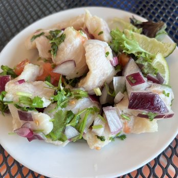 La Parrilla - Mahi-mahi salad - Latin American Near Me - Luquillo, Puerto Rico La Parrilla - Mahi-mahi salad - Latin American Near Me - Luquillo, Puerto Rico