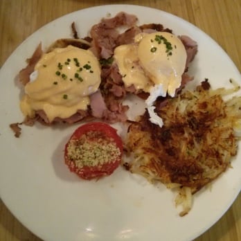 Early Bird - Traditional Eggs Benedict - New American Near Me - Fullerton, California Early Bird - Traditional Eggs Benedict - New American Near Me - Fullerton, California