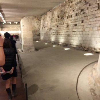 Pyramide du Louvre - Landmarks & Historical Buildings Near Me - Paris, 75 Pyramide du Louvre - Landmarks & Historical Buildings Near Me - Paris, 75