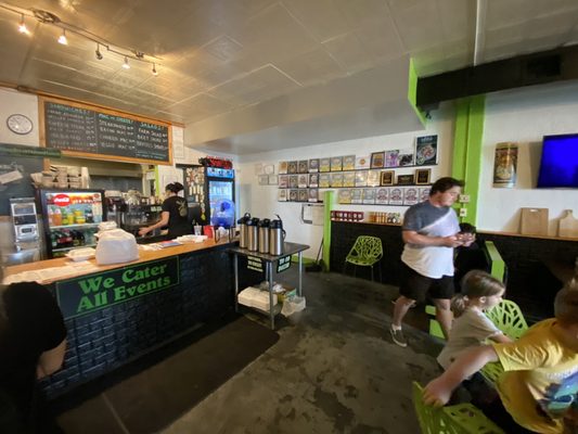 The Shop Breakfast and Lunch by null