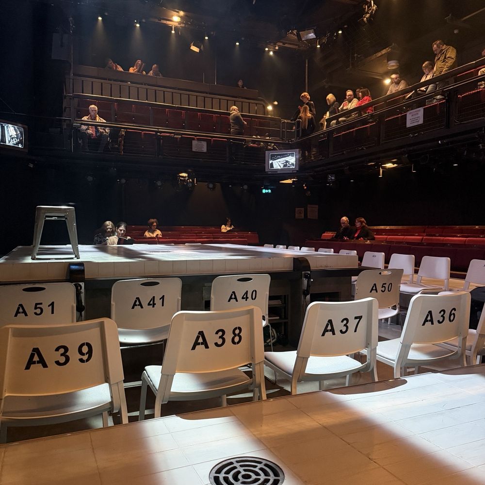Donmar Warehouse - Performing Arts Near Me - London, XGL