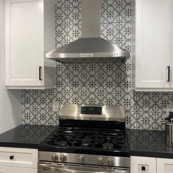 Newland Construction - Kitchen backsplash - General Contractors Near Me - Orange, California Newland Construction - Kitchen backsplash - General Contractors Near Me - Orange, California
