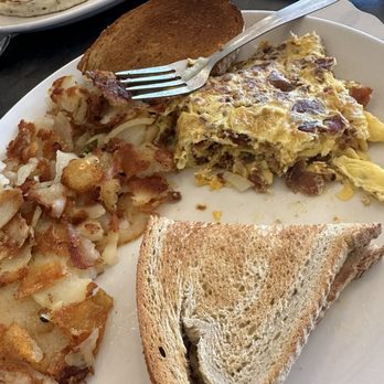 Good Eats Kitchen - Breakfast & Brunch Near Me - Millstone Township, New Jersey