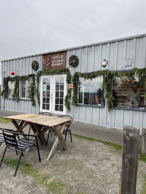 Little Red Hen Bakery by null