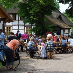 Waldcafé & Biergarten Rostocker - Pfingsten, Himmelfahrt....an manchen Tagen ist es auch richtig voll.